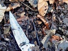Police advice after knife found in Congleton park A flick knife found in Congleton Park.