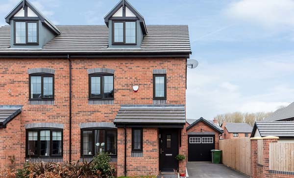 Modern 3-storey semi-detached with four bedrooms and chic interior for sale in Congleton