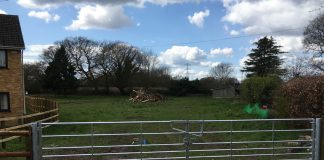 Oppositions to plans for housing on ‘narrow’ lane Close Lane house plans.