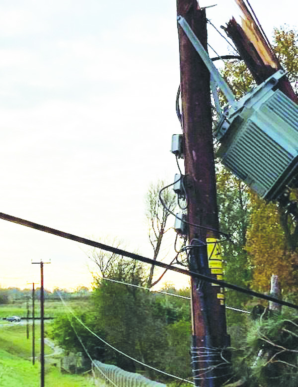 ‘Abandoned’ homes lose power in storm