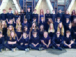 Youth Theatre to present ‘Frozen Junior’ musical Cast of frozen.