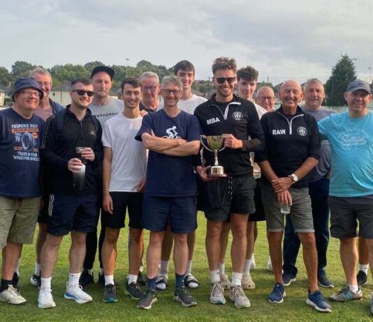 Vale Hoppers present play Hoppers past