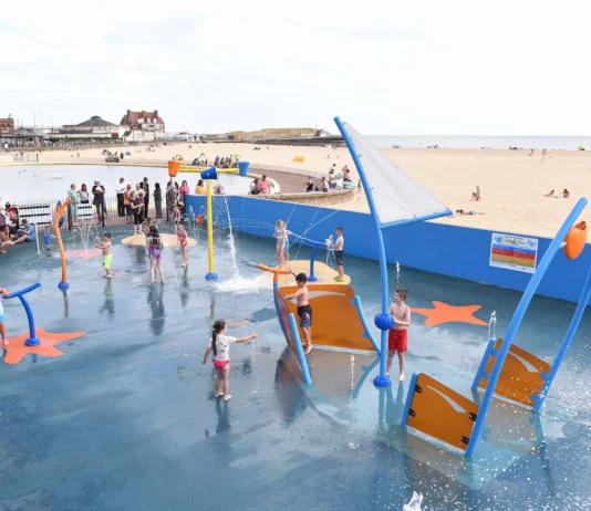 Paddling pool could move