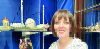 One-off ceramic vase under the hammer