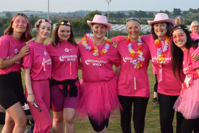 review news dougie mac moonlight walk x2 cong