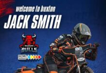 Buxton sign double title winner Smith