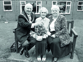 Tributes have been paid to a former mayor