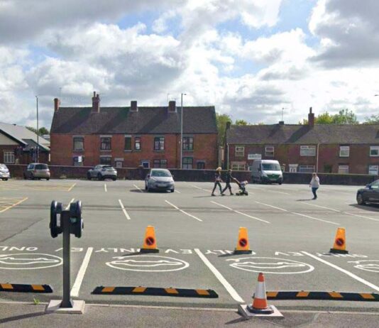 EV chargers earn £4k for the district council