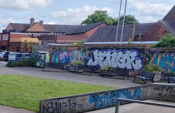 graffiti wall x2 alsager p19 AF