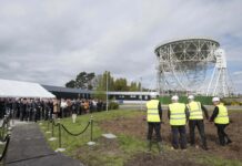 Tim Roca backs MP Sarah Russell in Jodrell Bank battle