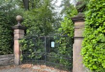 Historically valuable gates to become a Congleton Town Council asset